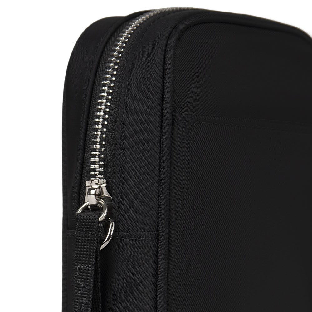 Le Iris - Sac à bandoulière en nylon recyclé noir