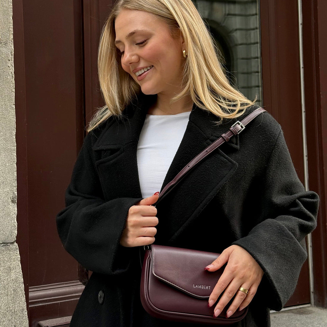 Le Gabby - Sac à main 2-en-1 en cuir vegan mahogany