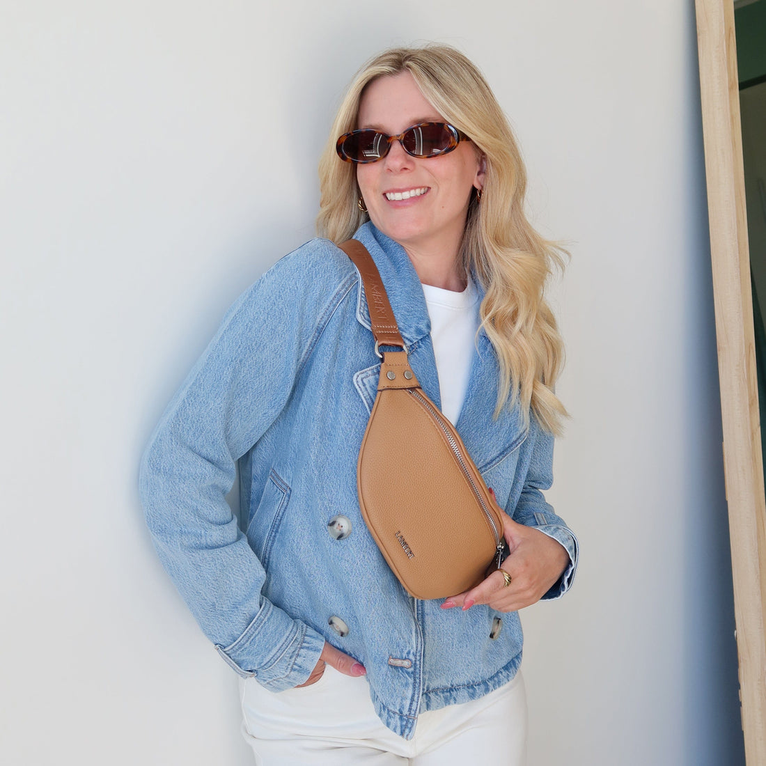 Le Sarah - Sac banane en cuir vegan camel